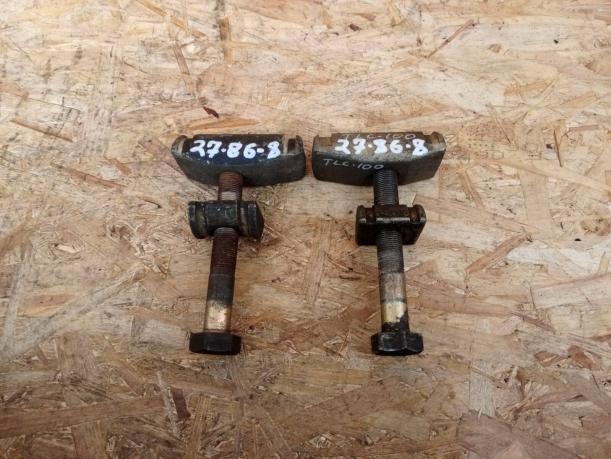 Болт торсиона Toyota Land Cruiser 100 к-т  90101-18010