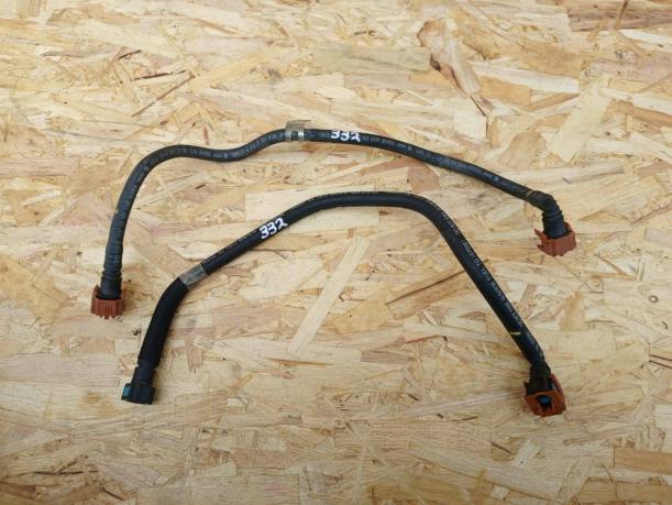 Трубка топливной рампы Toyota Land Cruiser 200 1UR 23901-38050