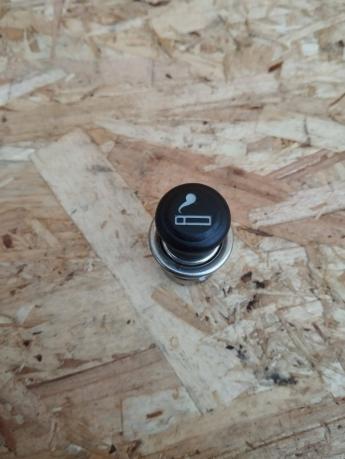 Прикуриватель Toyota Land Cruiser 100 85520-89101