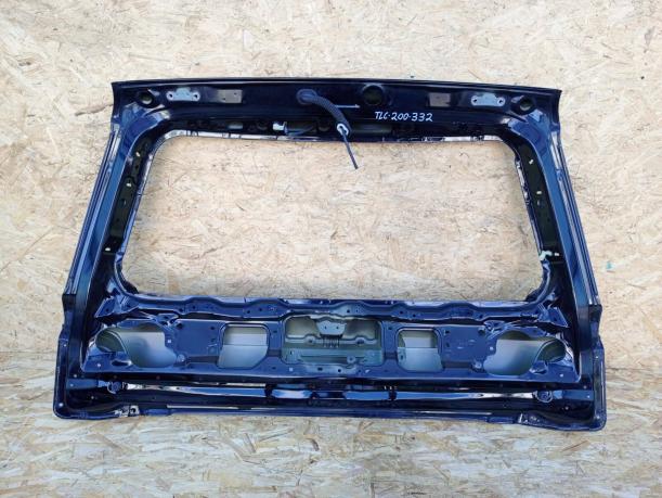 Крышка багажника Toyota Land Cruiser 200 верхняя 67005-60D31