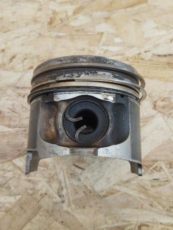Поршень Mitsubishi Pajero 4 4M41 1110B326