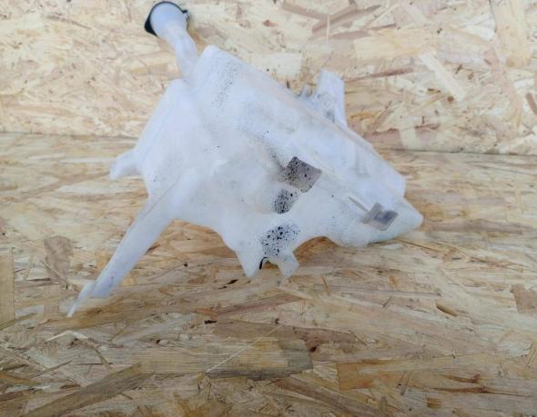 Бачок омывателя Toyota Camry V50 85315-33440