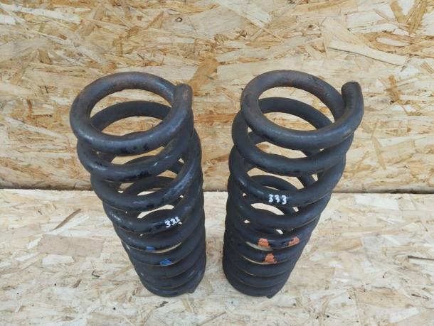 Пружина Toyota Land Cruiser 200 передняя 2шт 48131-60C70