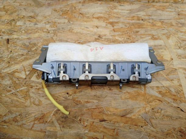Подушка SRS Toyota Land Cruiser 200 колен пассажир 73990-60020