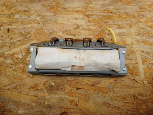 Подушка SRS Toyota Land Cruiser 200 колен пассажир 73990-60020
