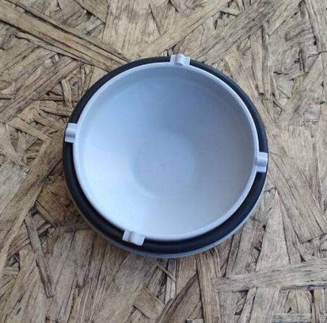 Крышка фары Mitsubishi Pajero 4 8301A863