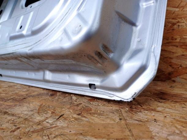 Крышка багажника Mitsubishi Pajero 4  5821A057
