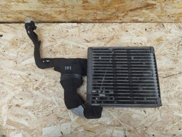 Испаритель кондиционера Mitsubishi Pajero 3 MR398361