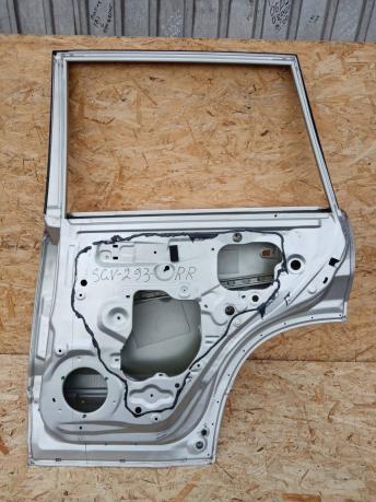 Дверь Suzuki Grand Vitara задняя правая Z2S 68003-65832