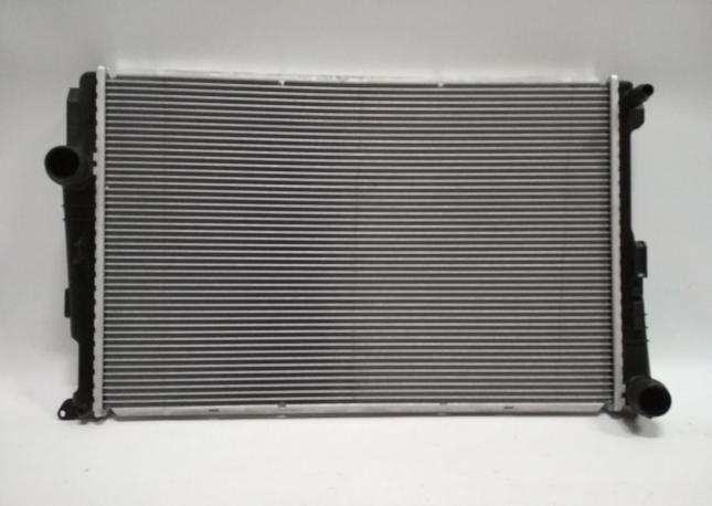 Радиатор охлаждения bmw x3 f25 17118623369