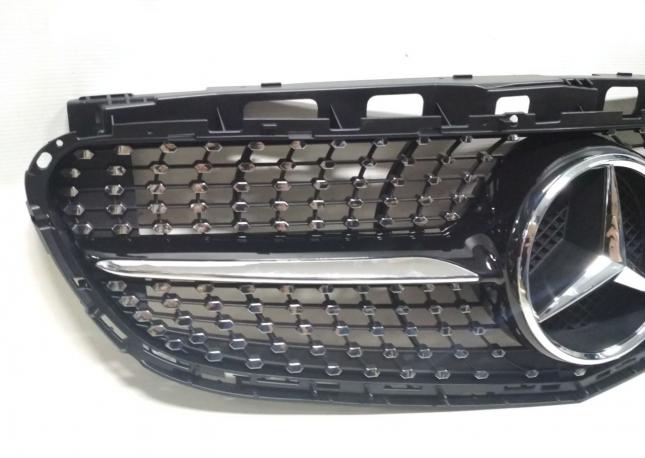 Решетка радиатора Mercedes W212 AMG diamond a2128850822