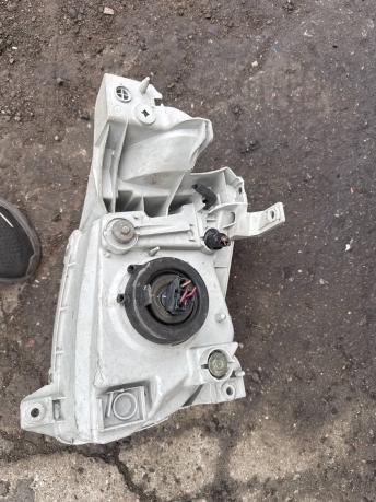 Фара  Mazda MPV 2 LW 2183