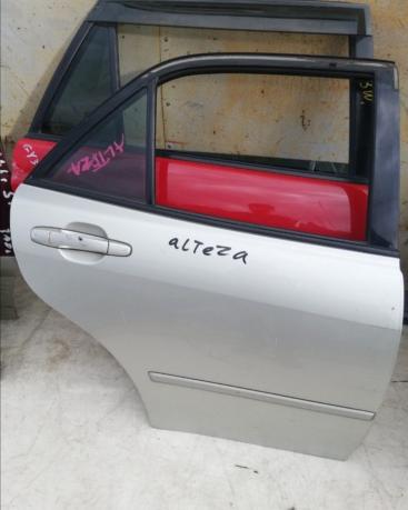 Дверь Toyota Altezza GXE10/15 lexus is200  