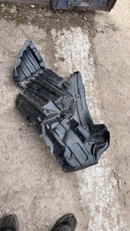 Подкрылок Toyota Succeed 53876-52070