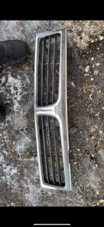 Решетка радиатора Mitsubishi Lancer CK 