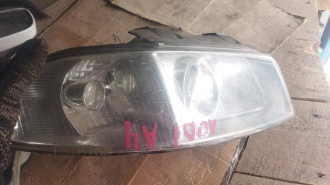 Фара Audi A4 B5 8D0941004