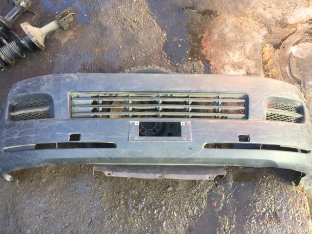  Бампер передний Toyota Hiace TRH206  52119-26440