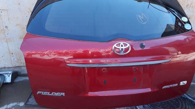 Дверь багажника Toyota Fielder 140 