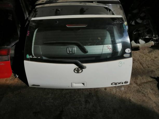 Дверь багажника Toyota Opa ZCT15 