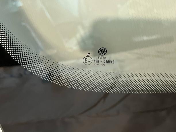 Лобовое стекло Volkswagen Tiguan 2 5nr845011