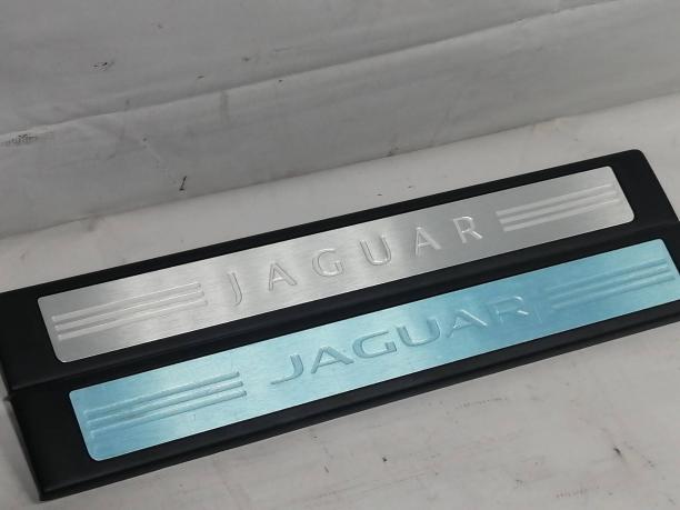 Молдинги порогов Jaguar XF 8X2313200A