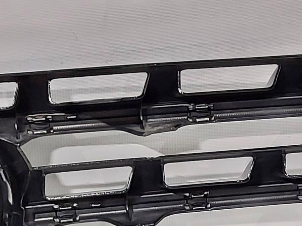 Декоративная решетка радиатора Mercedes W166 ML/GLE A1668800123
