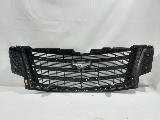 Декоративная решетка радиатора Cadillac Escalade 4 23405570