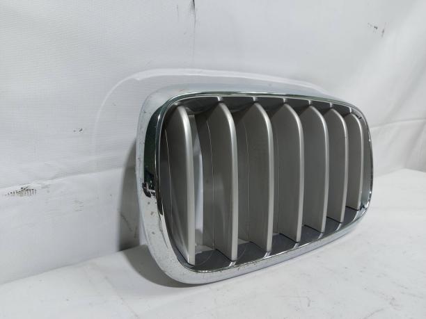 Решетка радиатора левая BMW X5 F15 51117308660