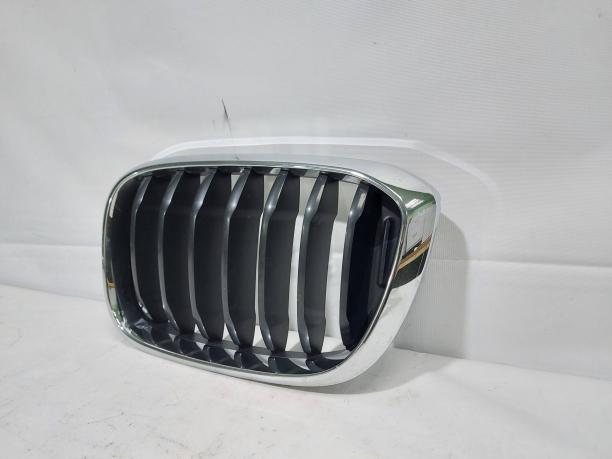 Решетка радиатора левая BMW X3 G01 7440853