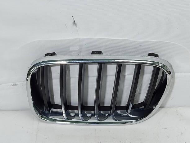 Решетка радиатора левая BMW X3 F25 51117210725