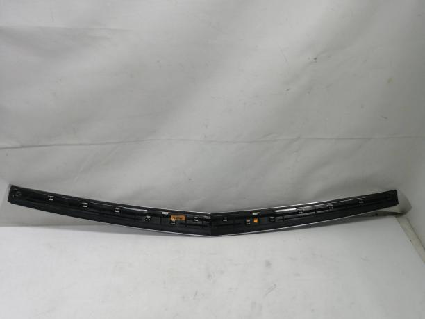 Молдинг капота Cadillac Escalade 4 23438247