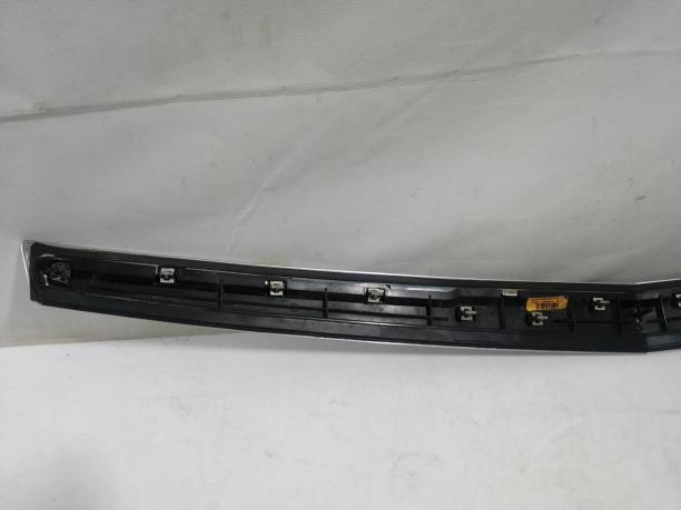 Молдинг капота Cadillac Escalade 4 23438247