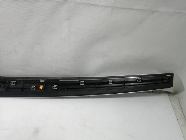 Молдинг капота Cadillac Escalade 4 23438247