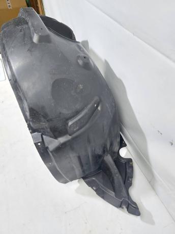 Подкрылок передней правый Audi A3 2013 8V0821172