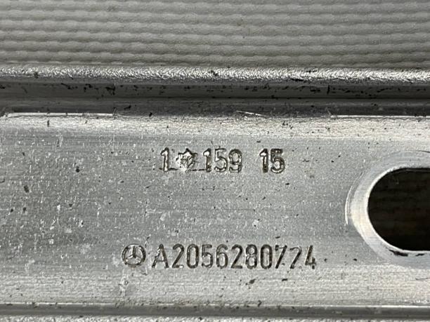 Распорка моторного отсека Mercedes C-class A2056280724