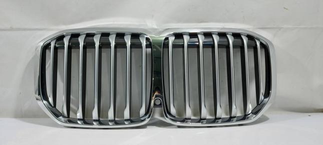 Декоративная решетка радиатора BMW X7 G07 51138094566