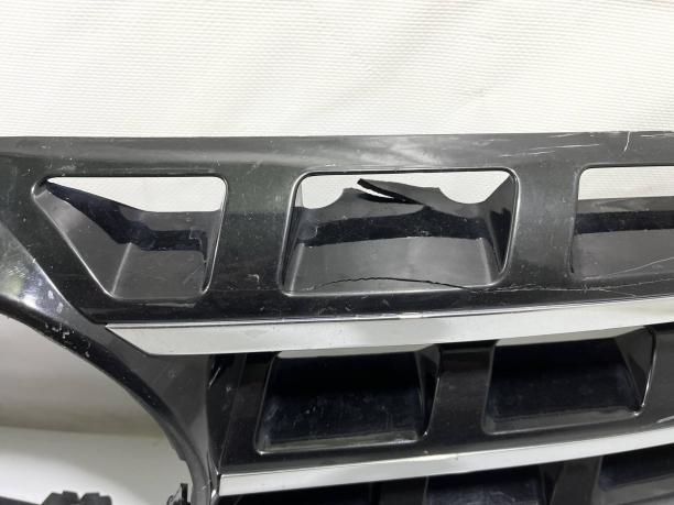 Декоративная решетка радиатора Mercedes W166 ML/GLE А1668800123 А1668800123