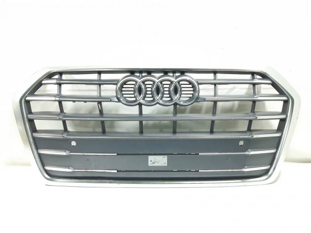 Декоративная решетка радиатора Audi Q5 80A853651C