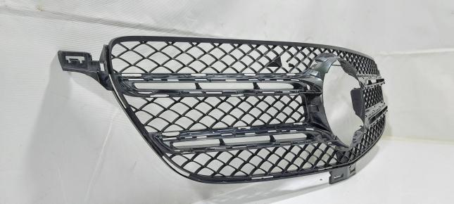 Декоративная решетка радиатора Mercedes W166 ML/GLE A1668880260