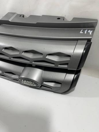 Декоративная решетка радиатора Range Rover Evoque DJ32-8200-AA