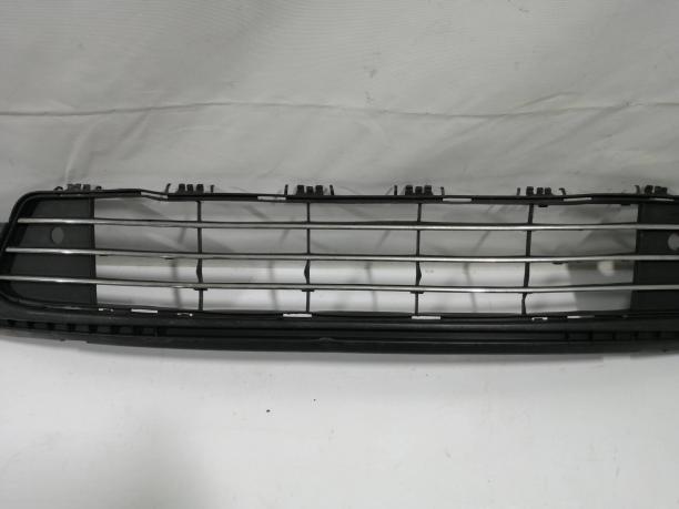 Декоративная решетка радиатора Ford Galaxy AM2117B968AC