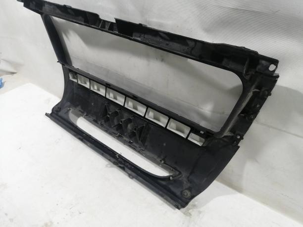 Бампер передний Peugeot Boxer 3 1305760070