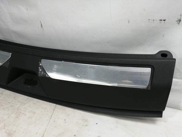 Обшивка багажника Cadillac Escalade 85124298