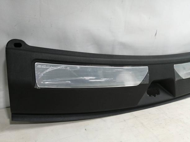 Обшивка багажника Cadillac Escalade 85124298