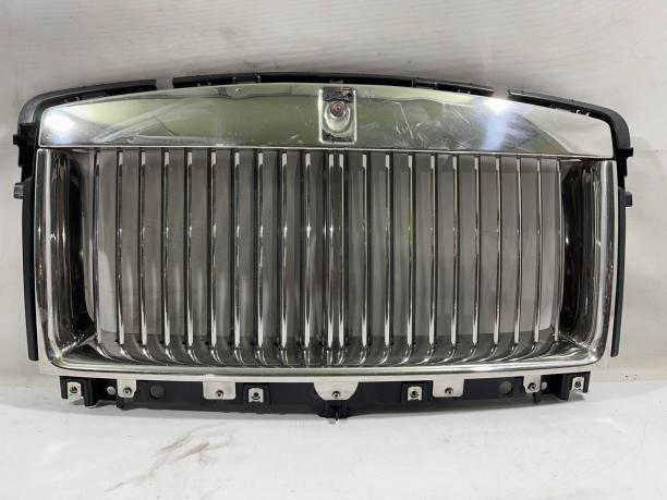 Решетка радиатора Rolls-Royce Ghost 51117198866