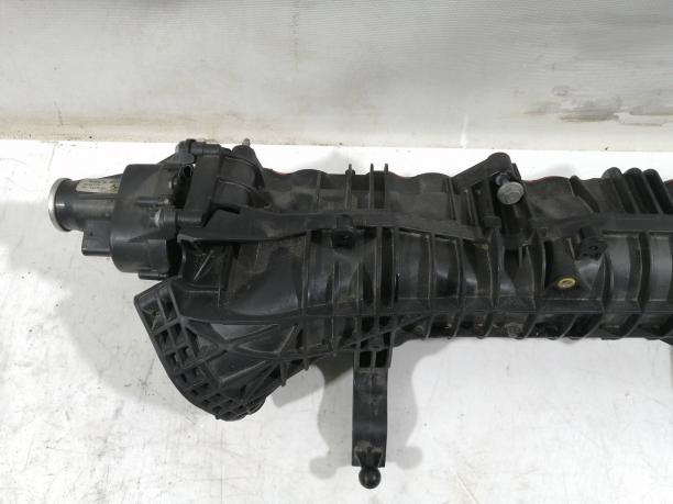 Впускной коллектор BMW 6 F06 7811909