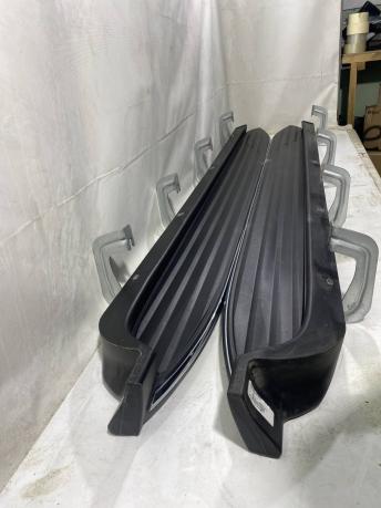 Накладка подножки комплект Cadillac Escalade 22813705 22813704