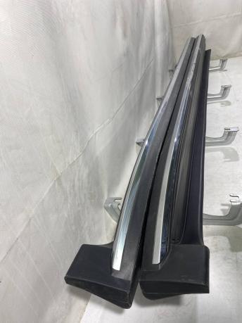 Накладка подножки комплект Cadillac Escalade 22813705 22813704