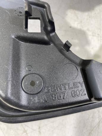 Рамка зеркала правая Bentley  36A857602