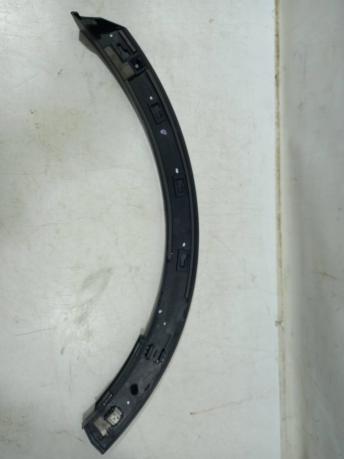 Накладка арки крыла Audi Q8 4M8854818